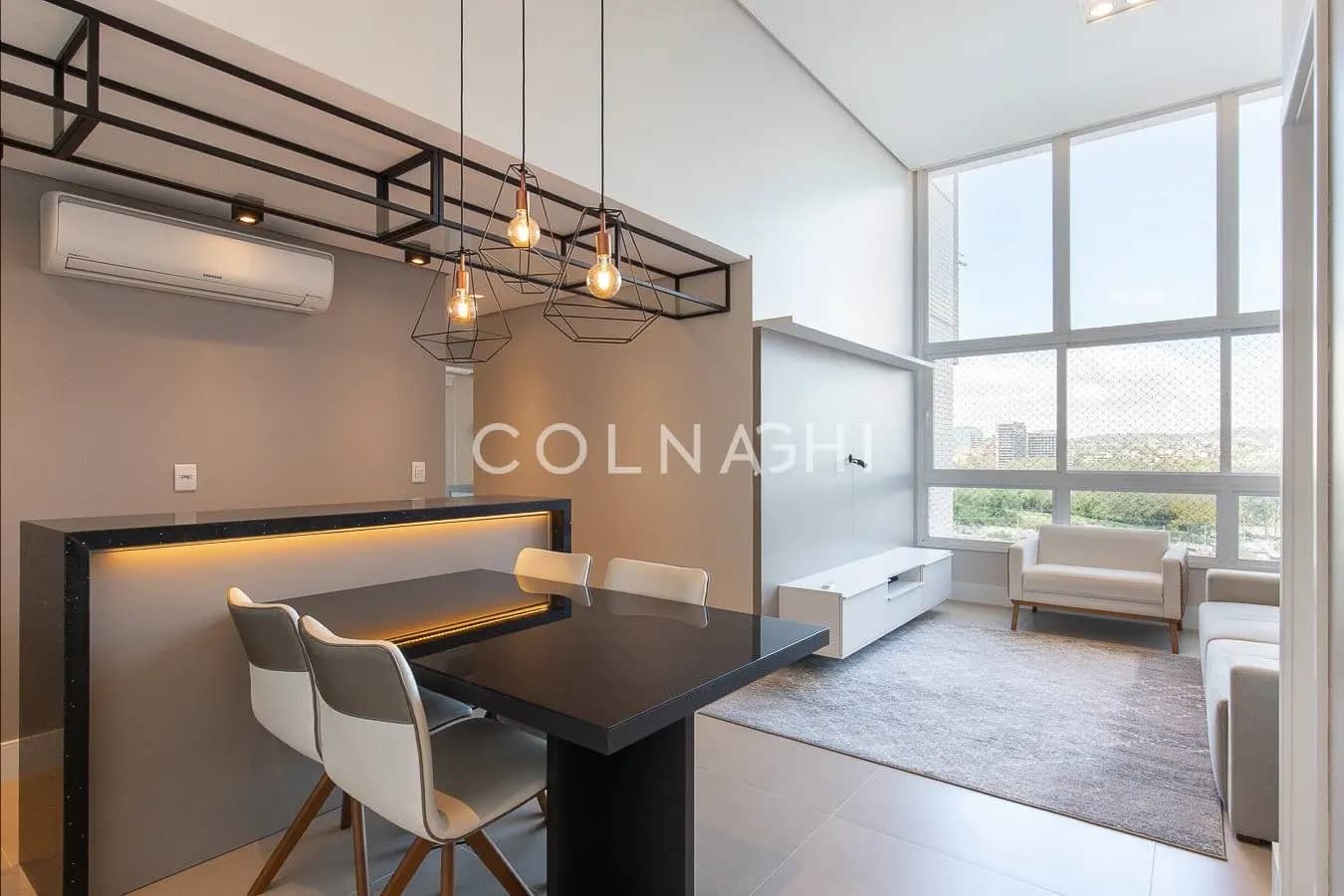 Apartamento · 3 dormitórios no Passo da Areia — Foto 1