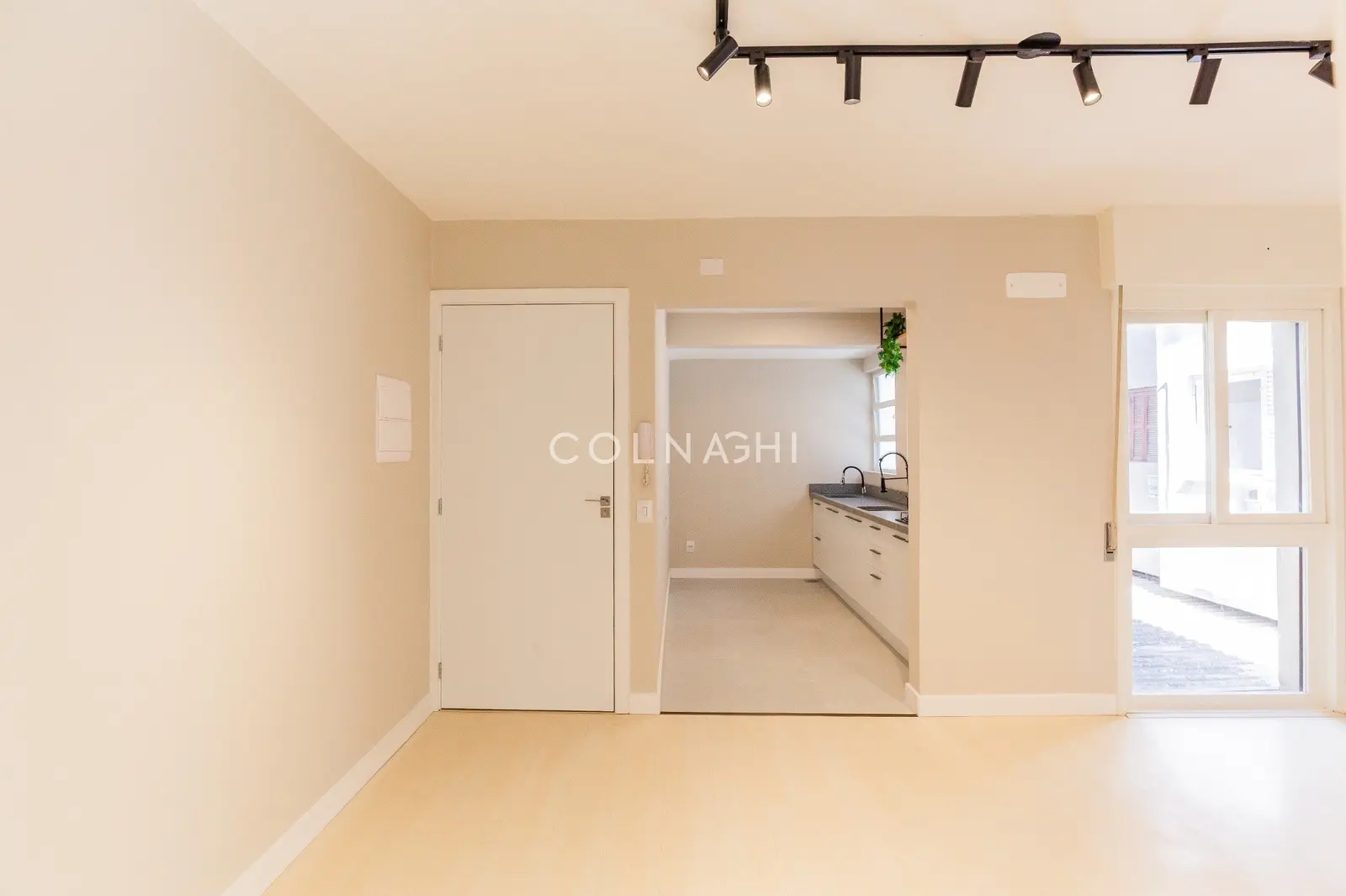 Apartamento · 2 dormitórios na Independência — Foto 1