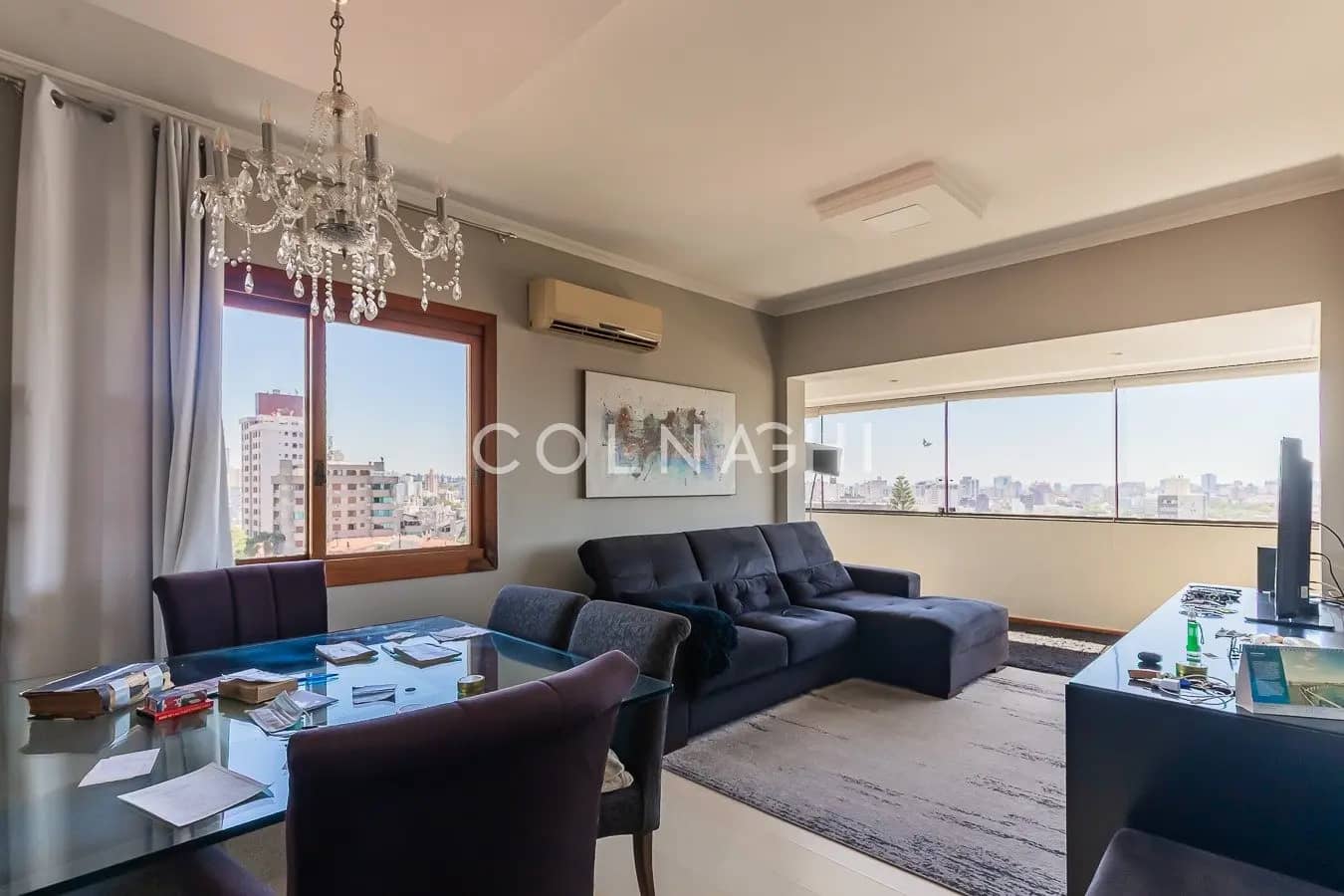 Apartamento · 3 dormitórios em Petrópolis — Foto 1