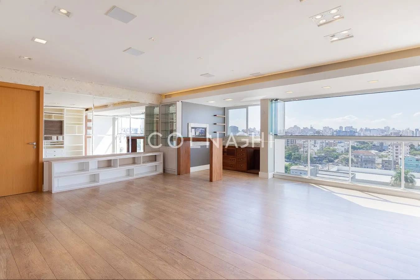 Apartamento · 3 dormitórios no Menino Deus — Foto 1