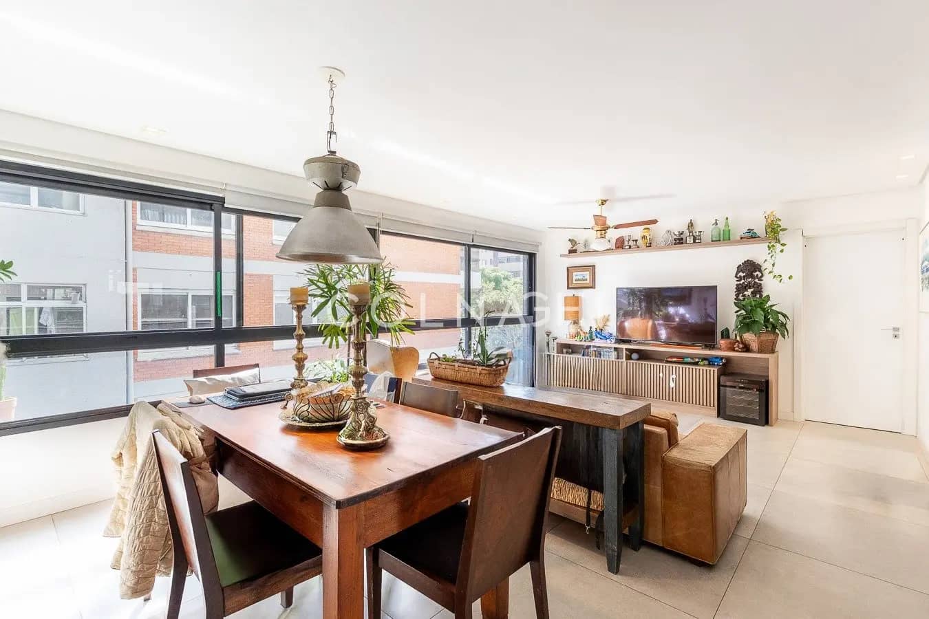 Apartamento · 2 dormitórios em Petrópolis — Foto 1