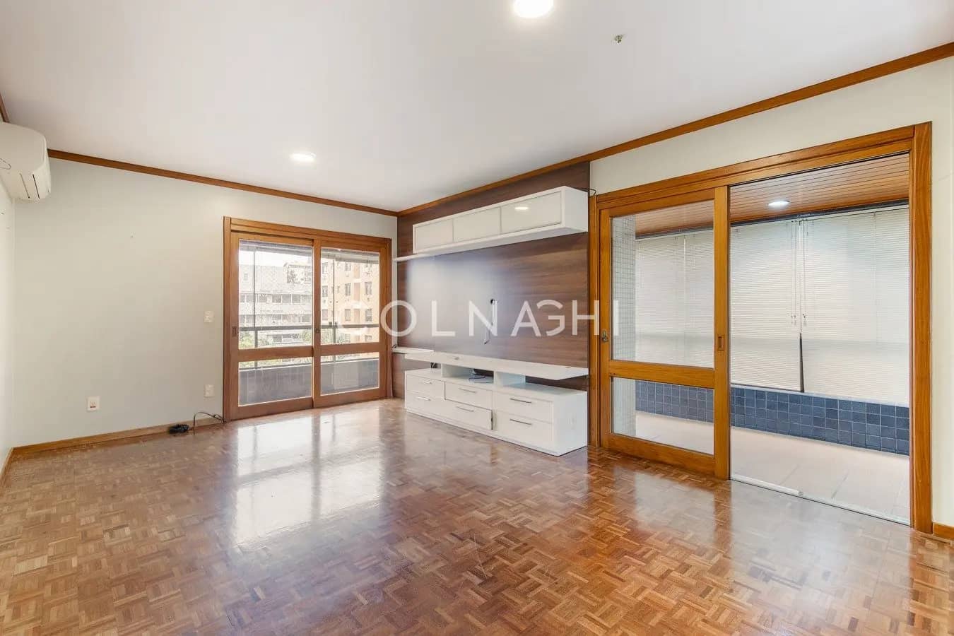 Apartamento · 3 dormitórios em Petrópolis — Foto 1