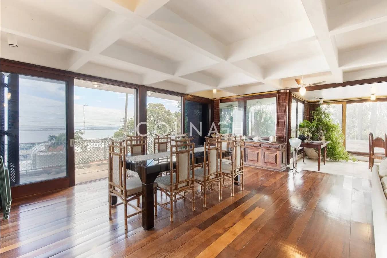 Casa em Condomínio · 4 dormitórios no Santa Tereza — Foto 1