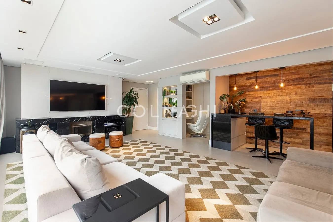 Apartamento · 3 dormitórios no Menino Deus — Foto 1