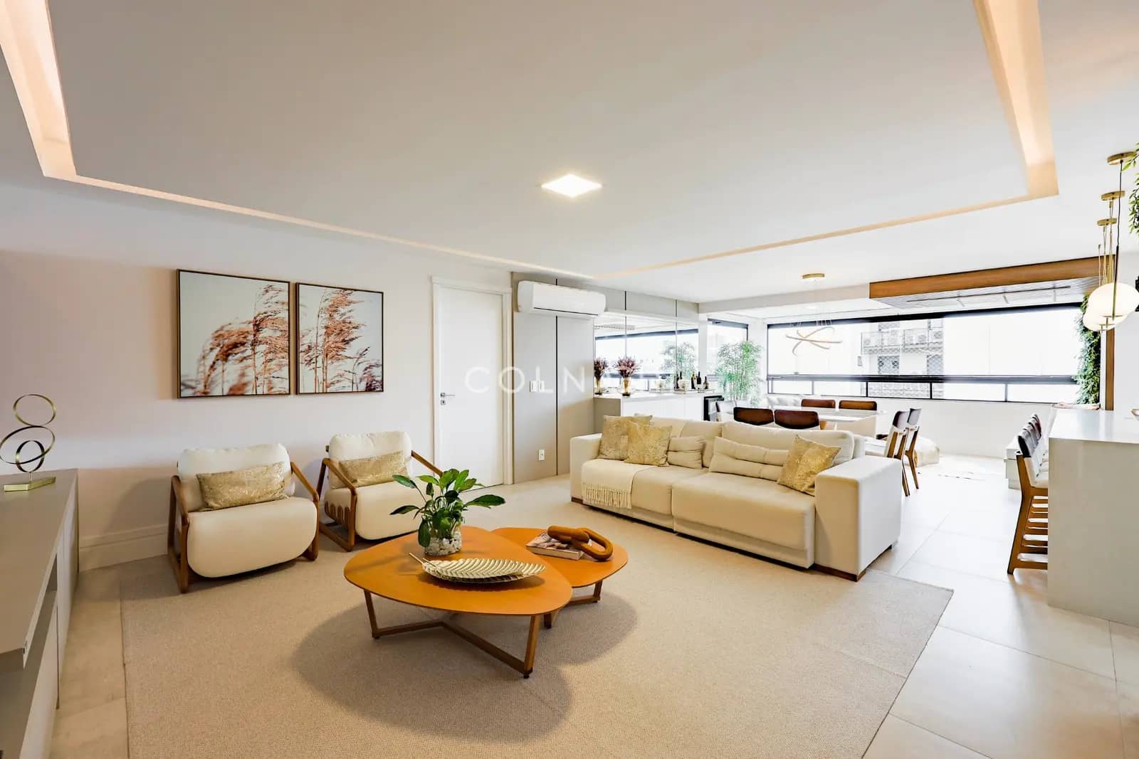 Apartamento · 3 dormitórios no Chácara das Pedras — Foto 1